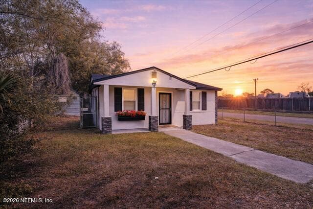 2205 COMMONWEALTH Avenue, Jacksonville — exterior
