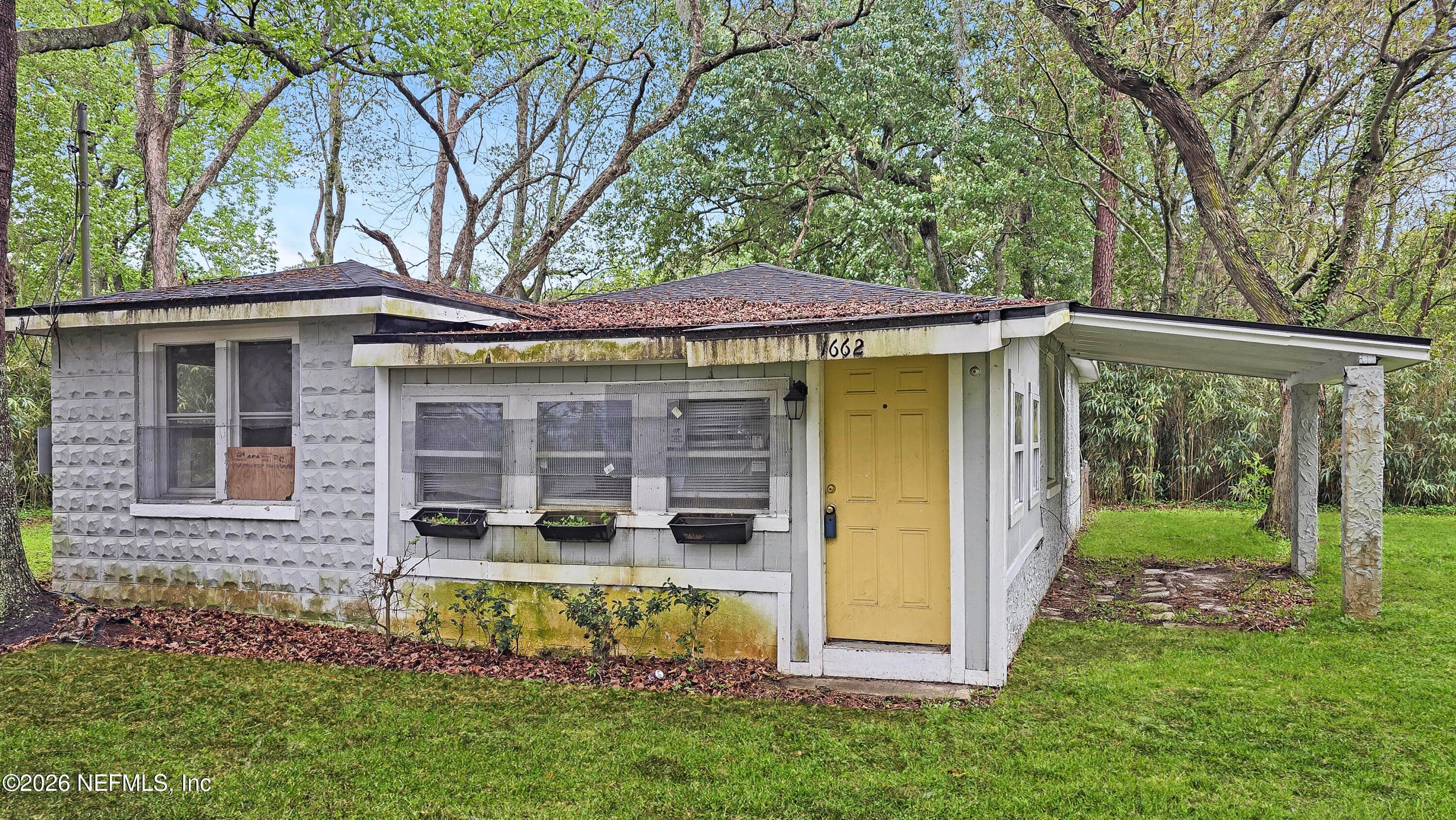 1662 OAKHURST Avenue, Jacksonville — exterior