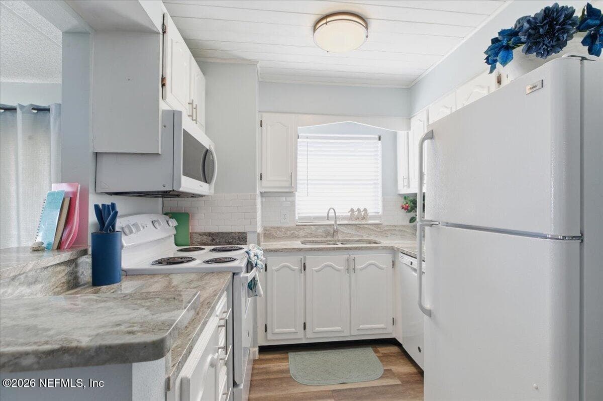 1926 OCEAN SHORE Boulevard 109, Ormond Beach, FL 32176, Ormond Beach — photo 2