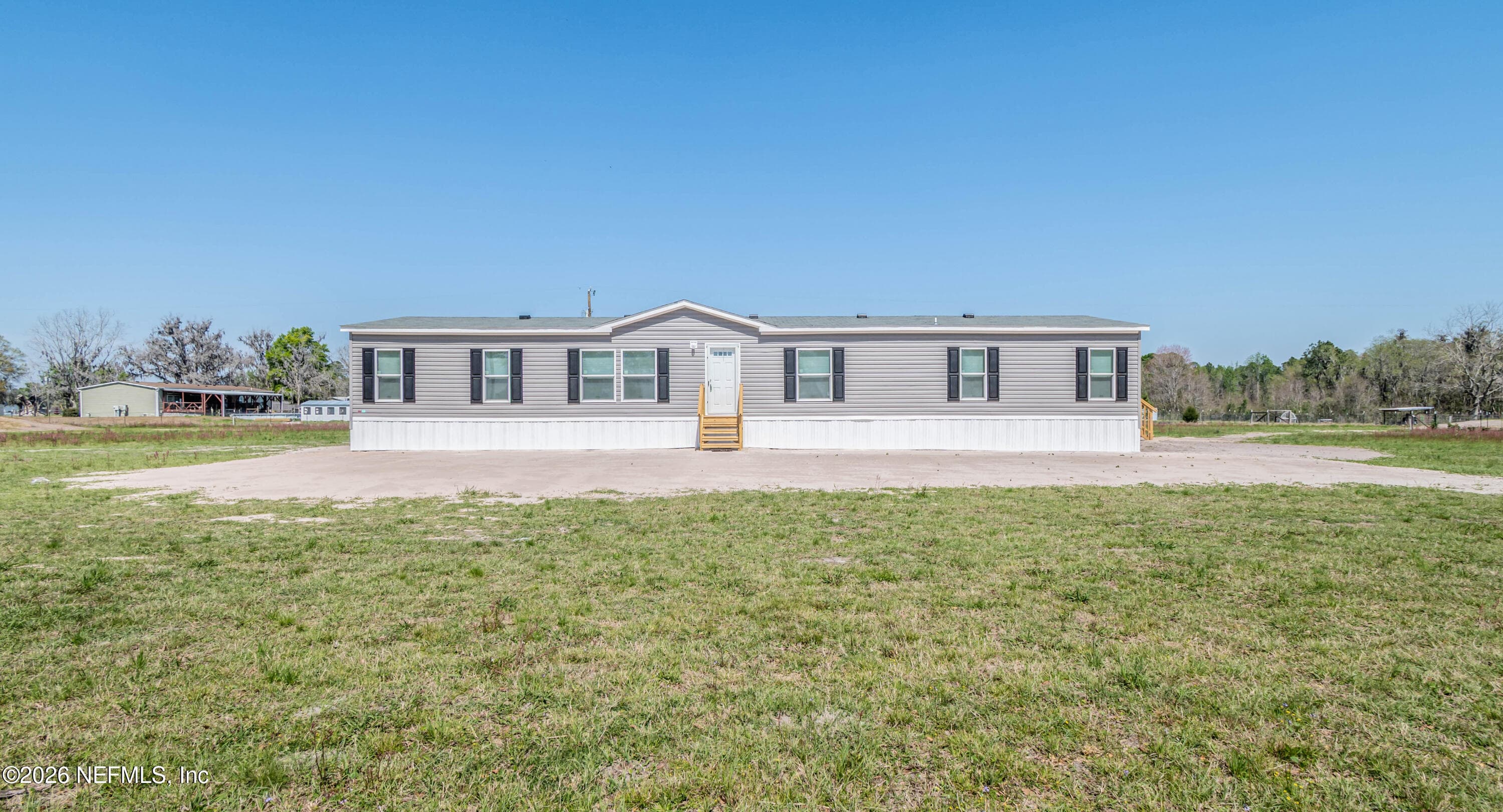 11355 MALLIE DAVIS Road, Glen St. Mary — exterior