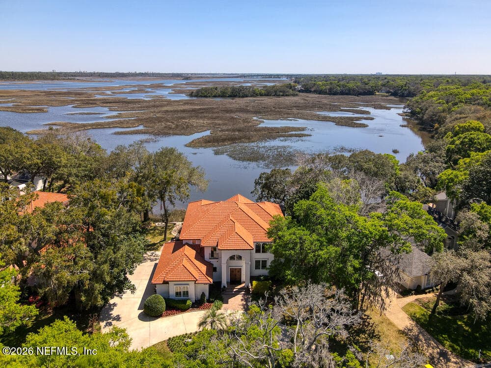 1037 SHIPWATCH Drive E, Jacksonville — exterior