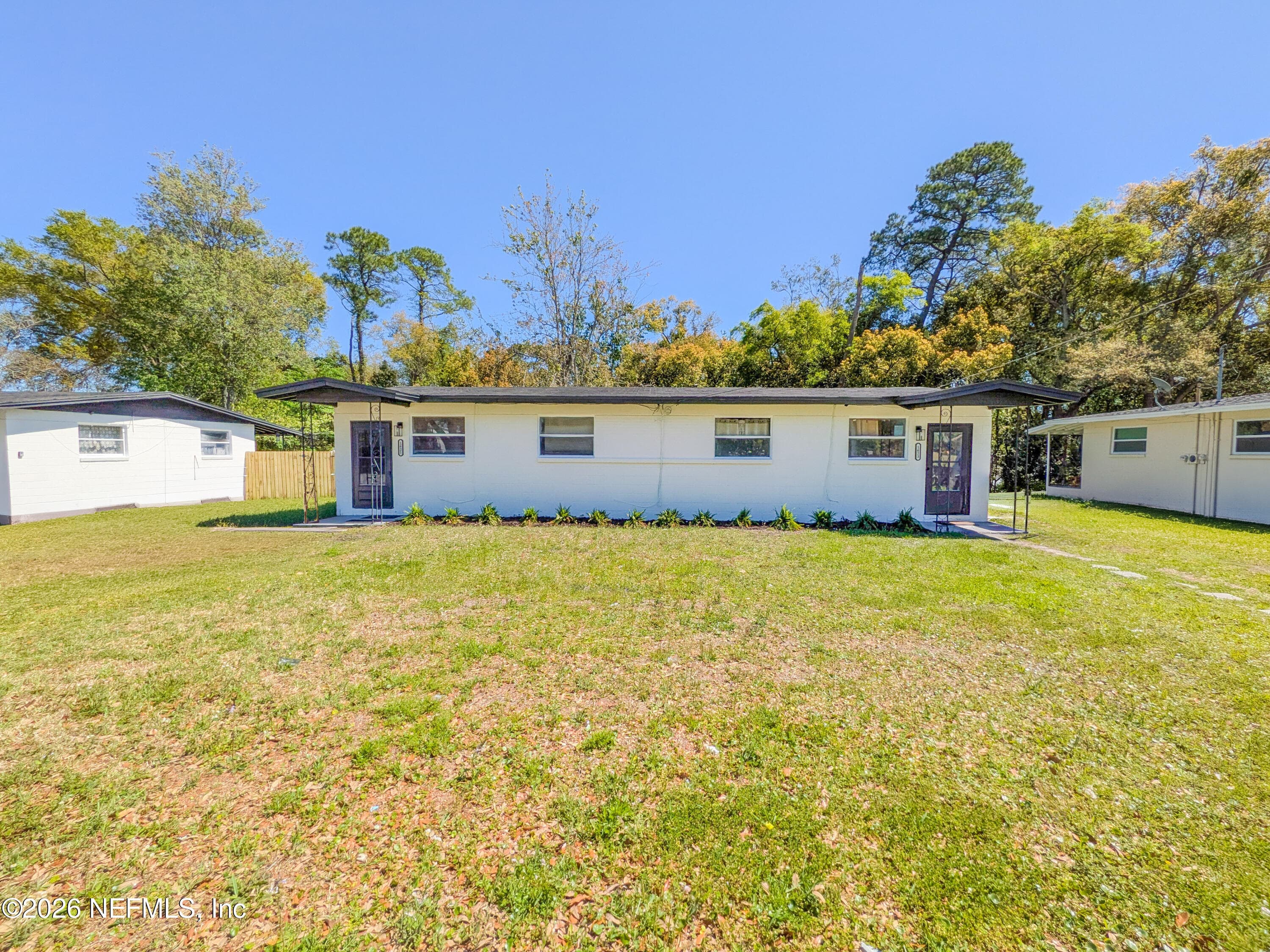 1621 BROOKVIEW Drive S, Jacksonville — exterior
