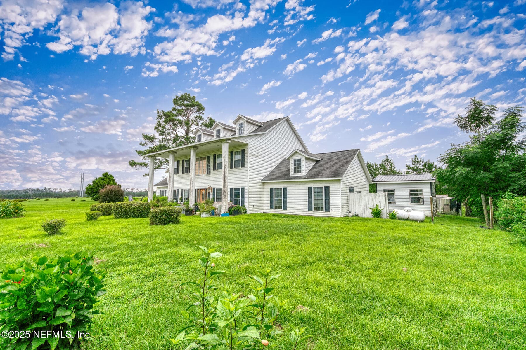 3704 NE ROCKY FORD Road, Madison — exterior