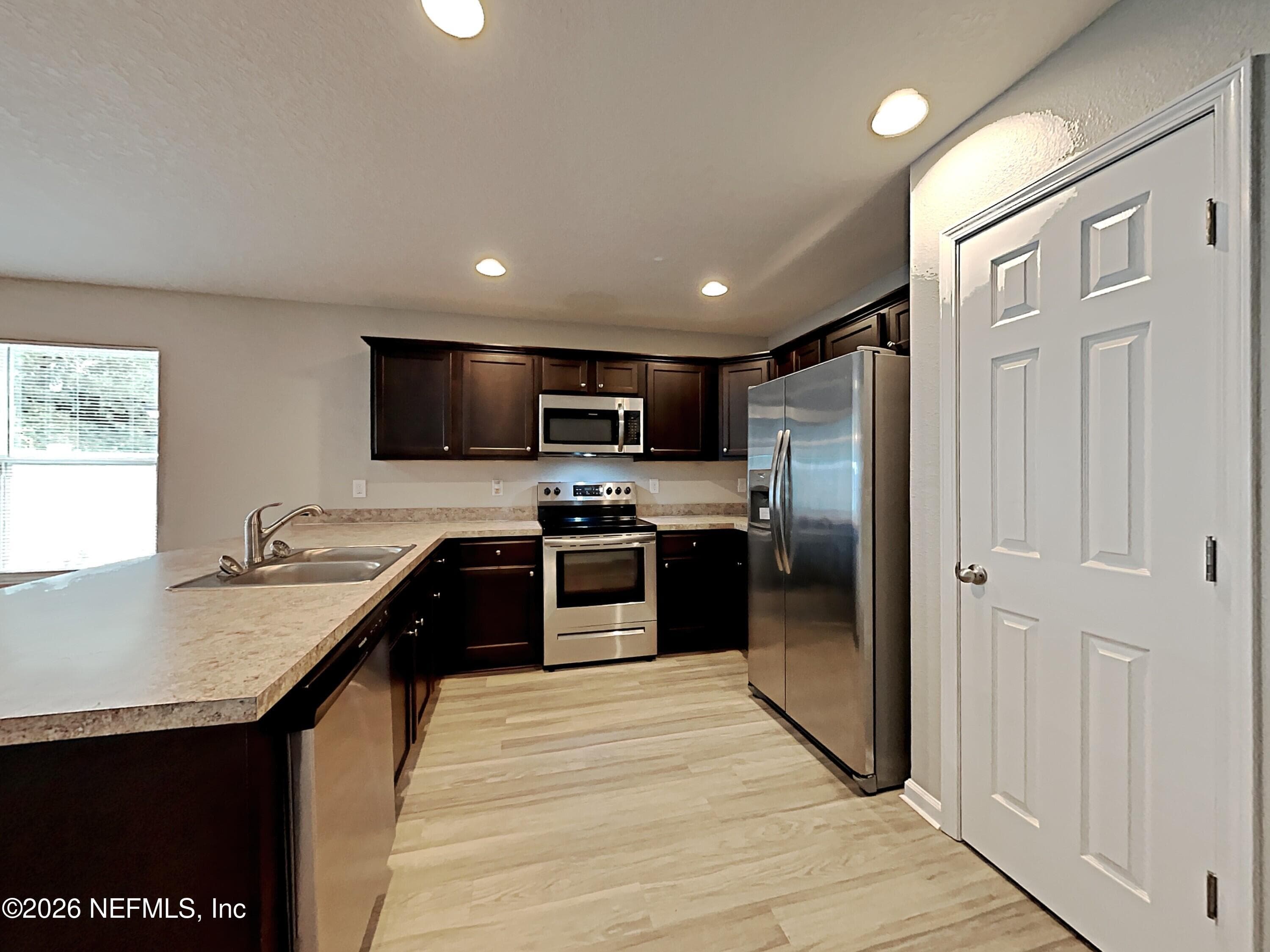 1384 SARAHS LANDING Drive, Jacksonville, FL 32221, Jacksonville — photo 3