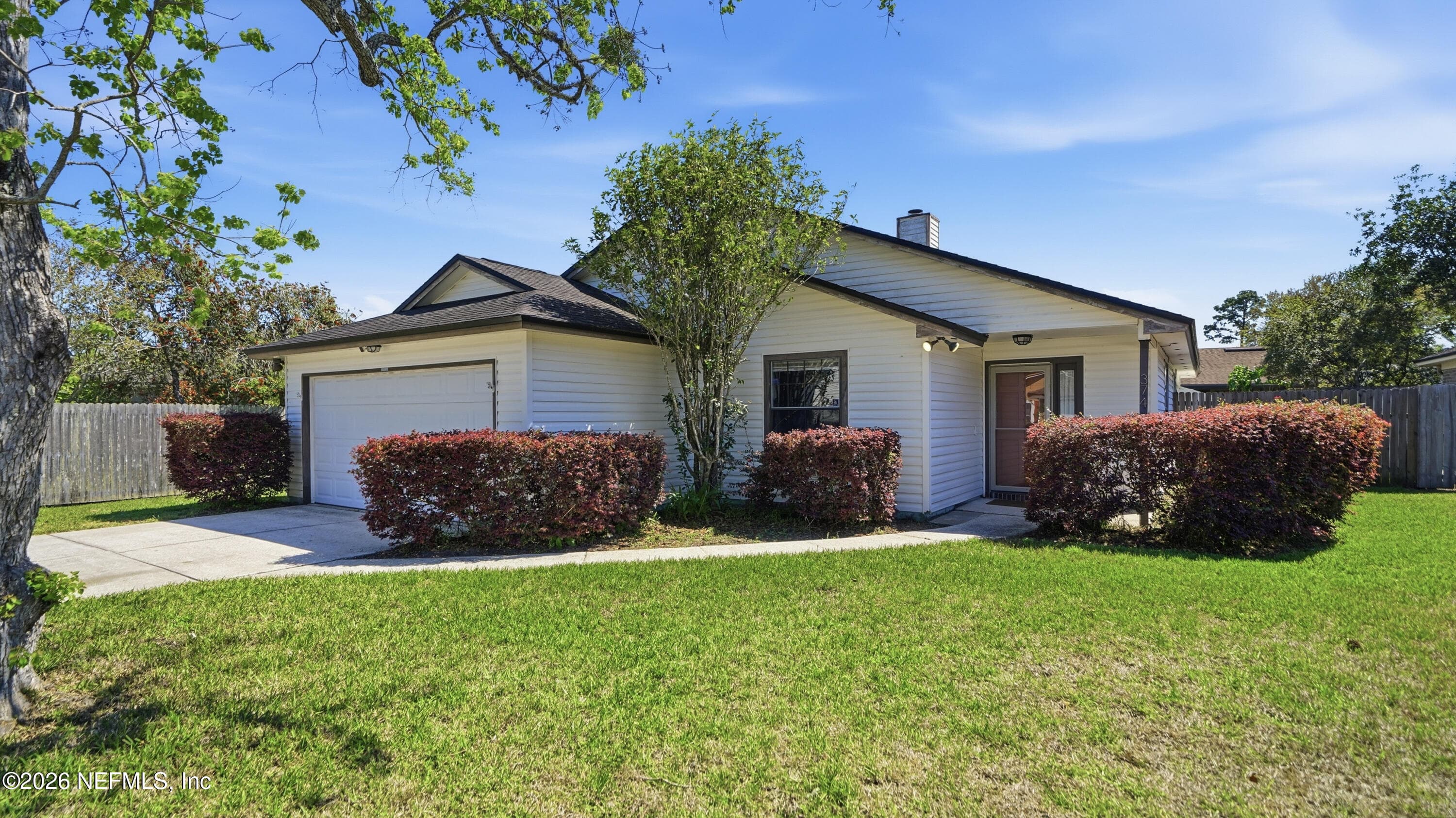374 HICKORY HOLLOW Drive N, Jacksonville — exterior
