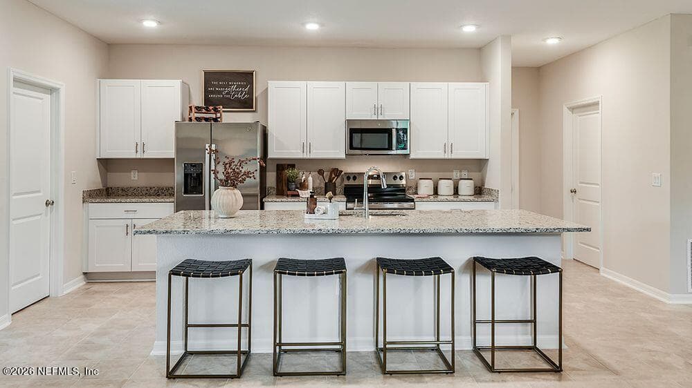 8477 LILIAS Circle, Jacksonville — photo 2