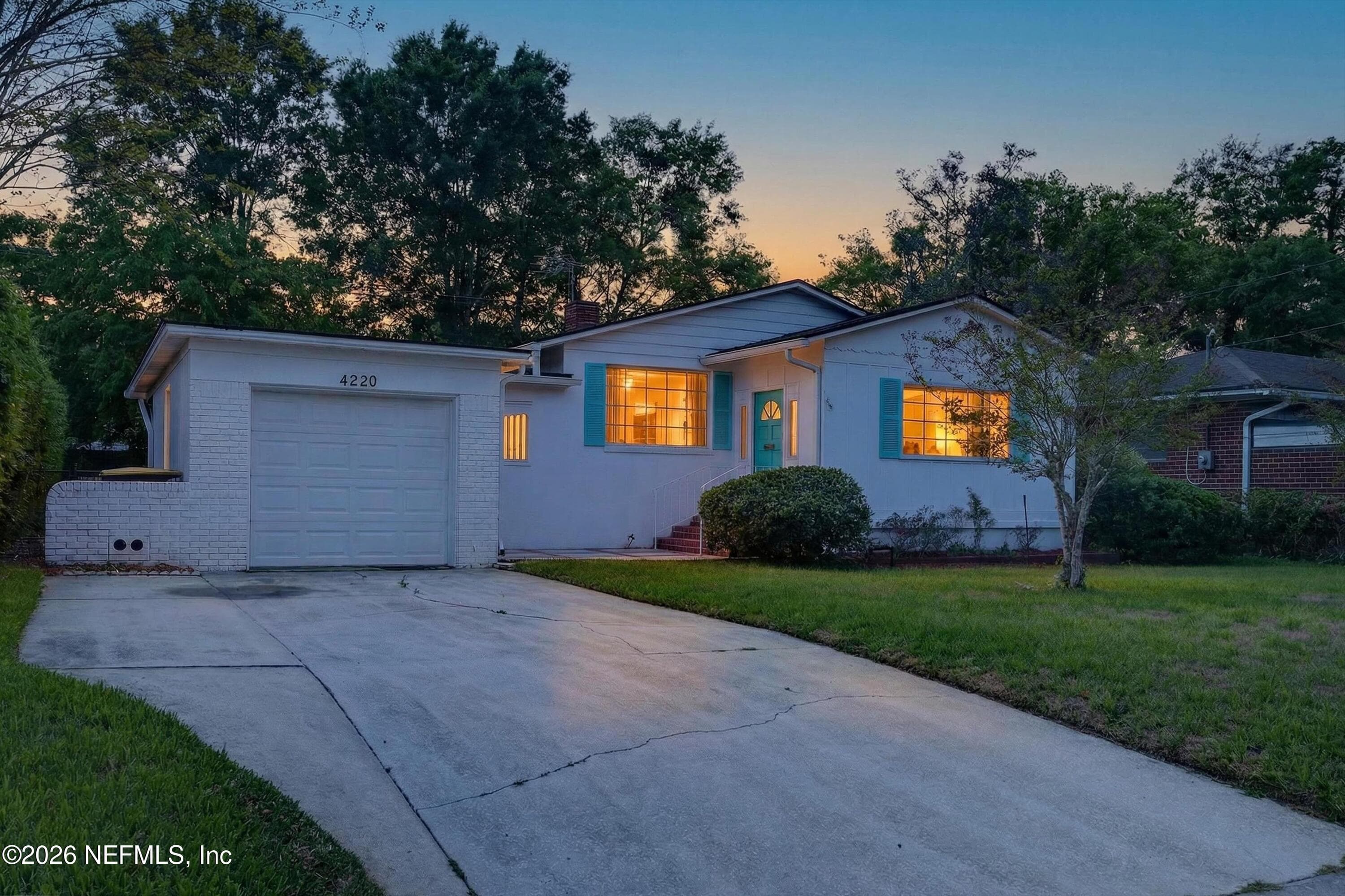4220 GENOA Avenue, Jacksonville — exterior