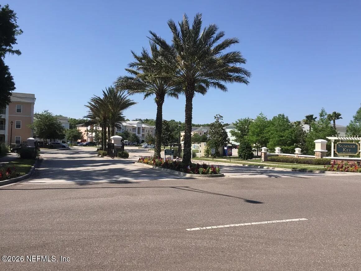 8210 GREEN PARROT Road 308, Jacksonville — exterior