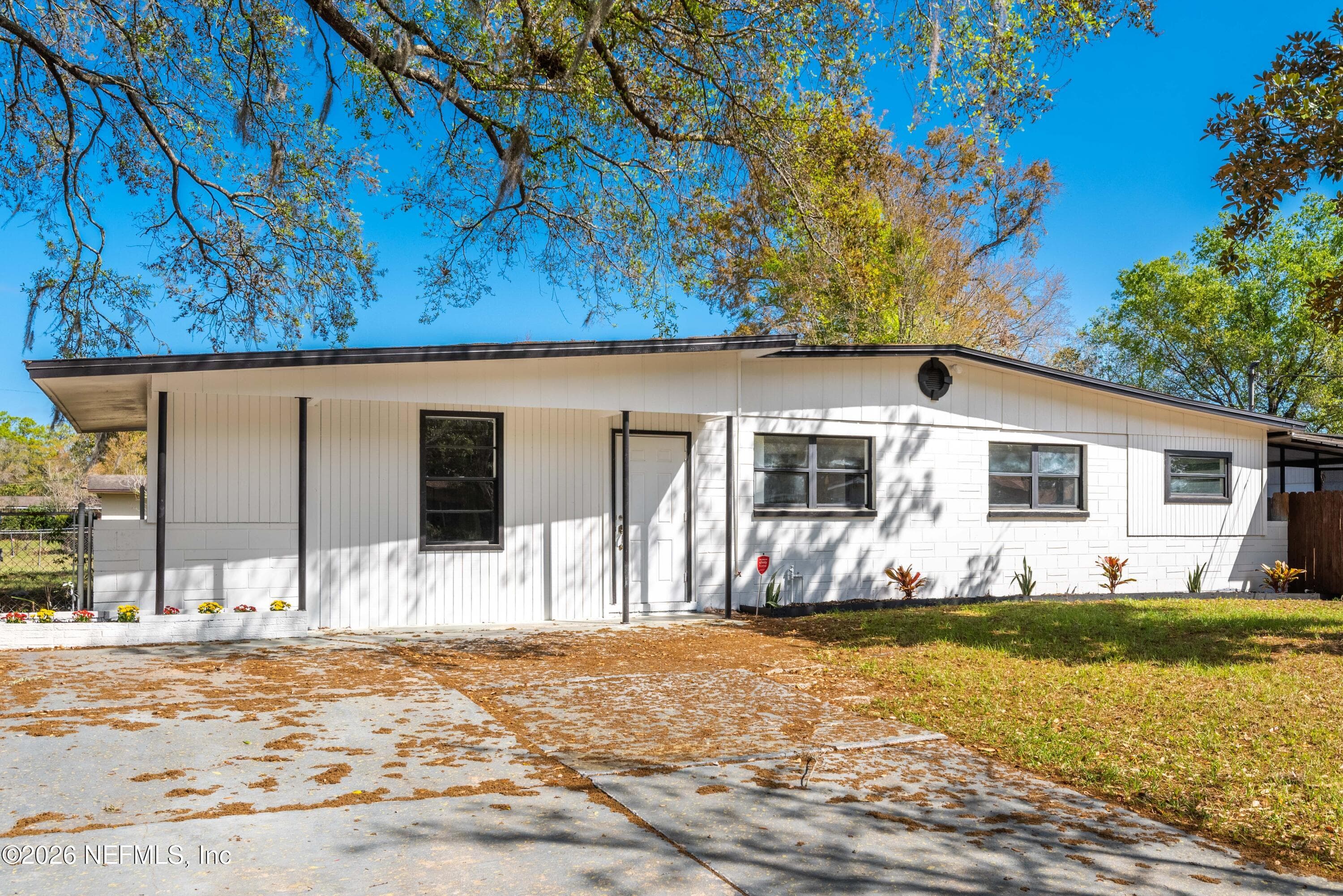 7541 STRATO Road, Jacksonville — photo 2