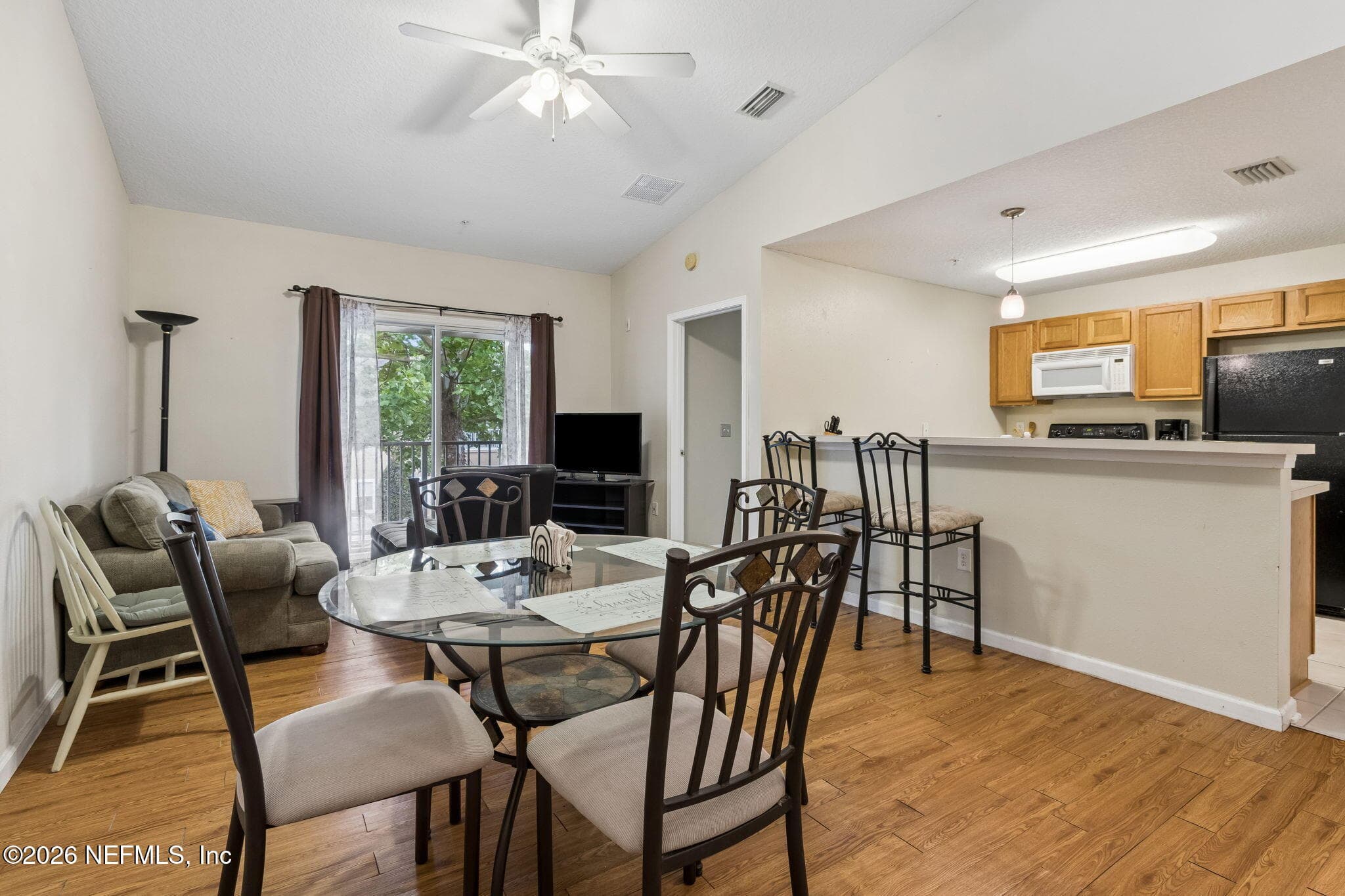 6075 MAGGIES Circle 113, Jacksonville — photo 2