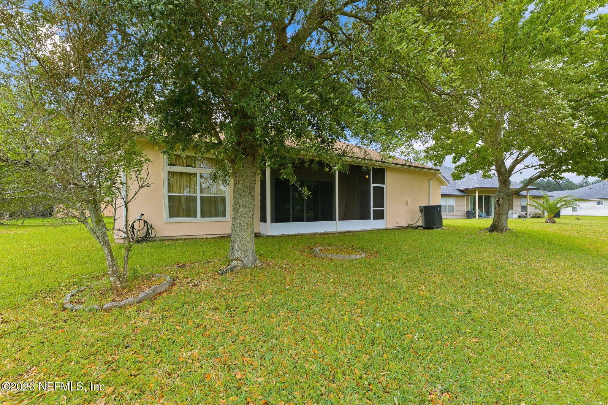 9517 ADELAIDE Drive, Jacksonville — photo 3