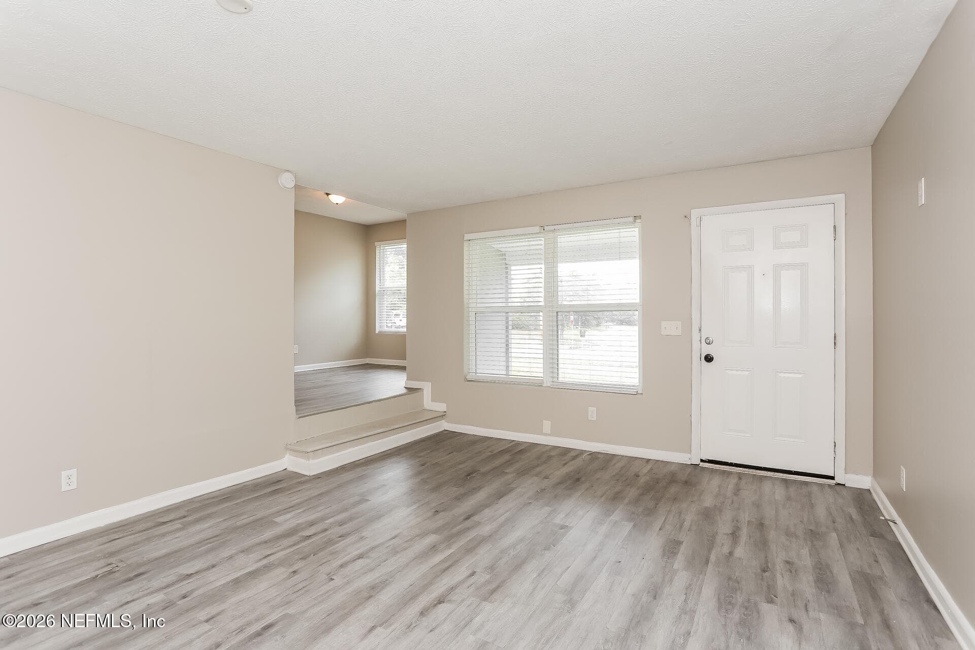 4804 CHURCHILL Drive, Jacksonville — photo 2