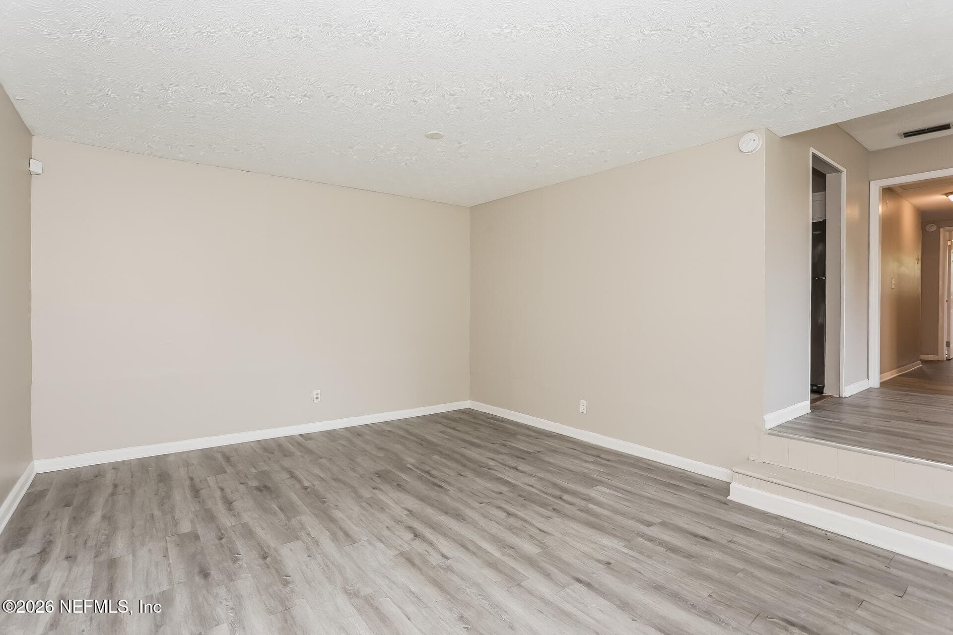 4804 CHURCHILL Drive, Jacksonville — photo 3