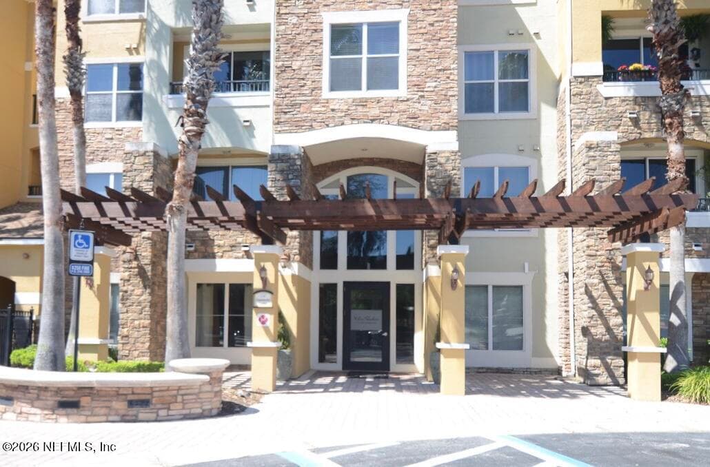 8539 GATE Parkway W 1522, Jacksonville, FL 32216, Jacksonville — exterior