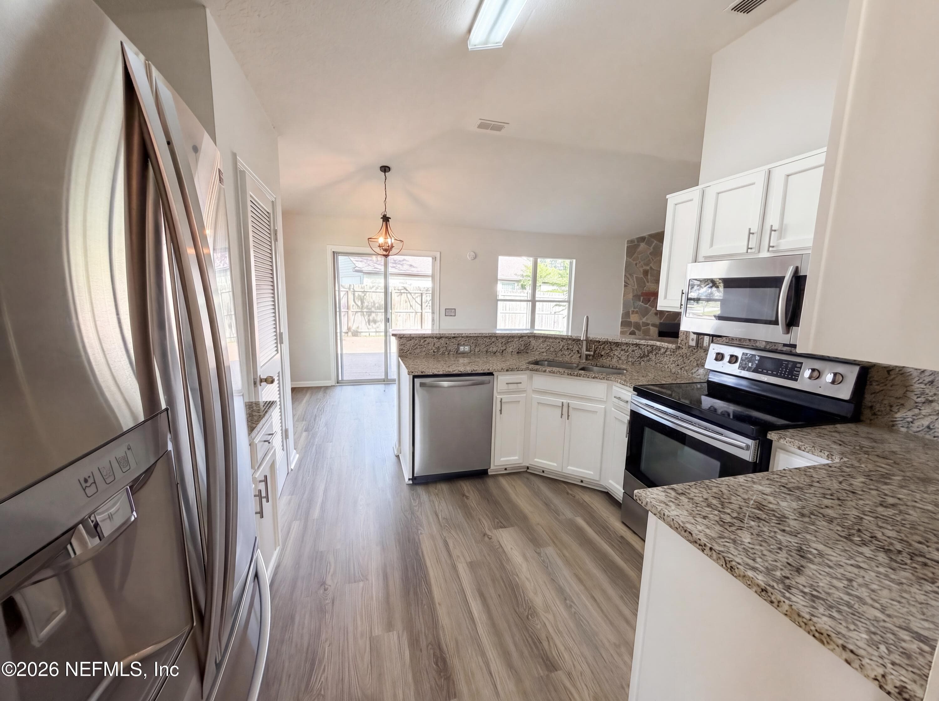 12301 BURNING EMBERS Lane N, Jacksonville — photo 2