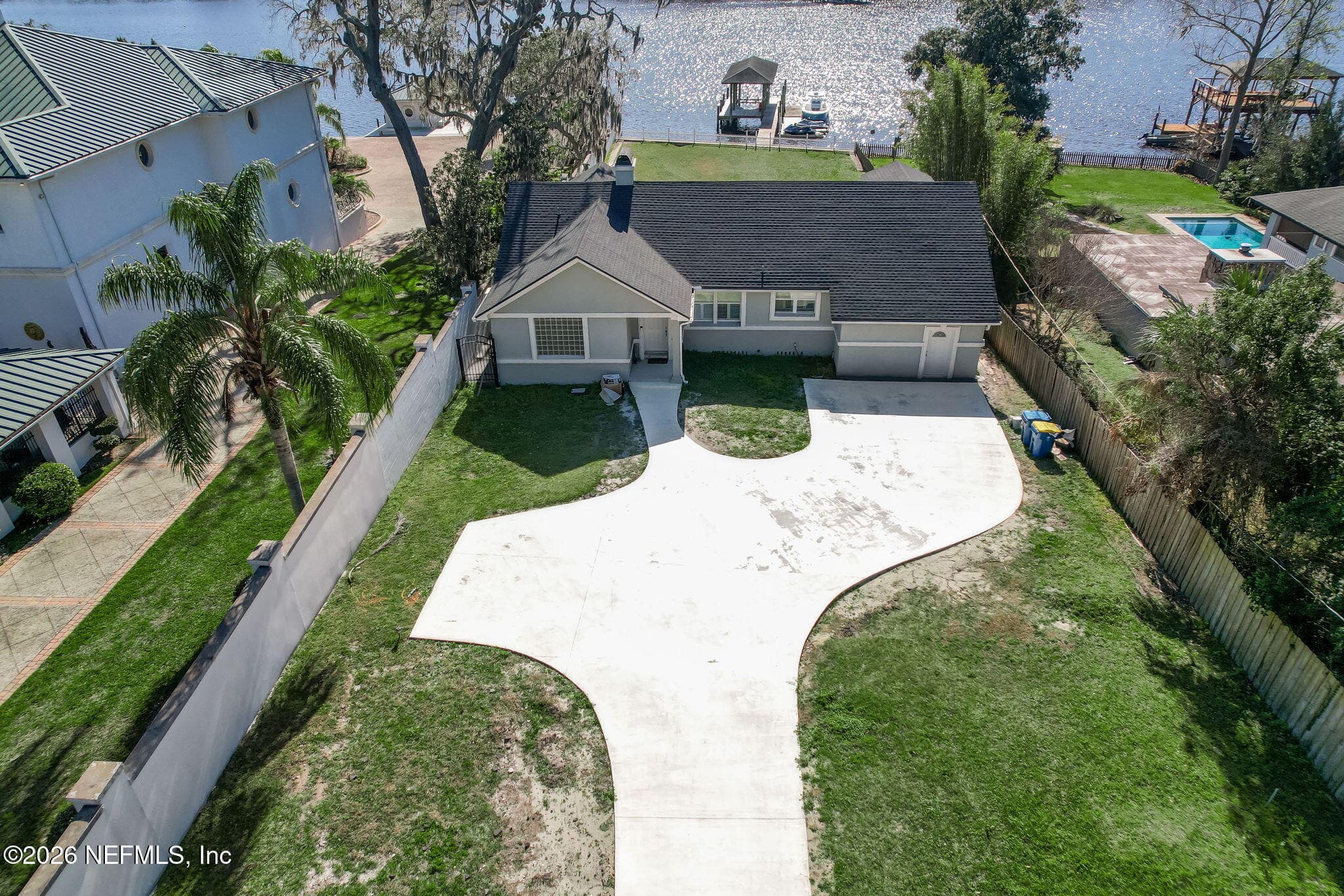 5812 CLIFTON Avenue, Jacksonville — exterior