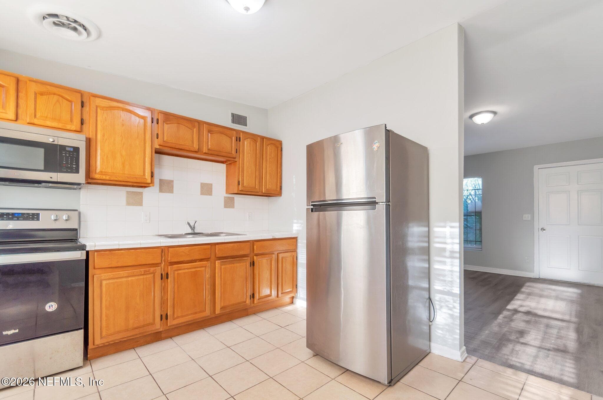 6109 STRAWFLOWER Place, Jacksonville — photo 3