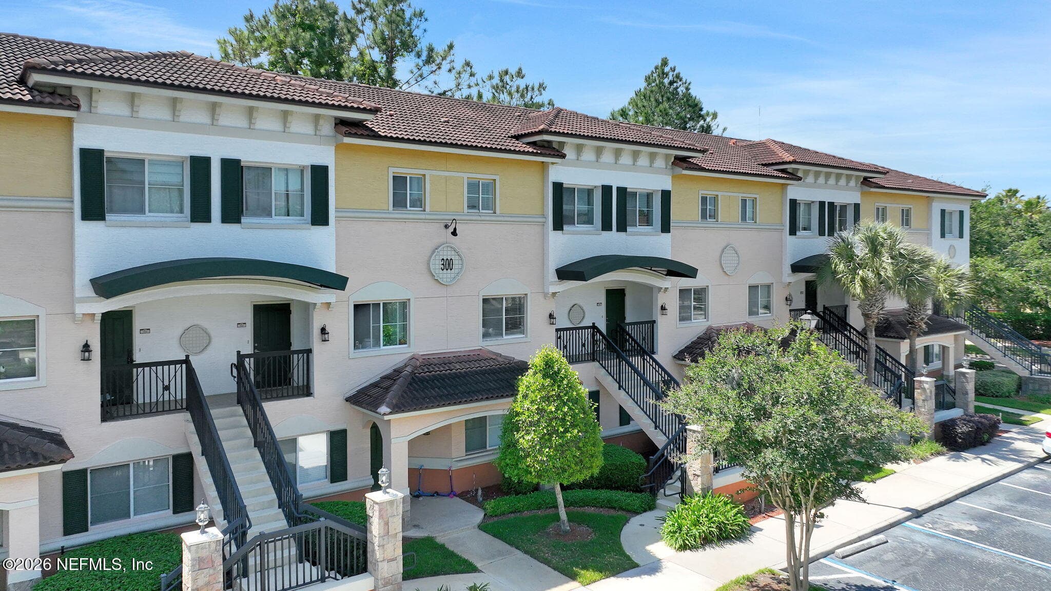 9745 TOUCHTON Road 327, Jacksonville — photo 2