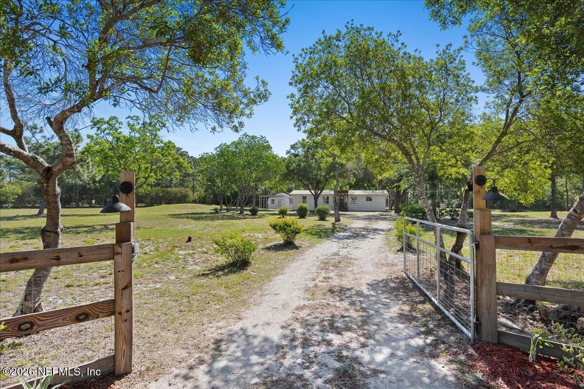 2439 QUARTERHORSE Trail, Middleburg, FL 32068, Middleburg — photo 2