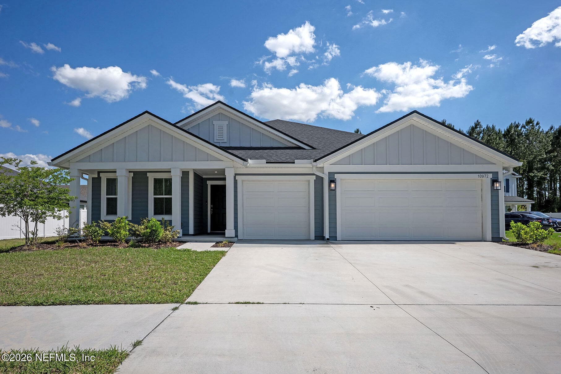 10972 HELMSDALE Lane, Jacksonville — photo 3