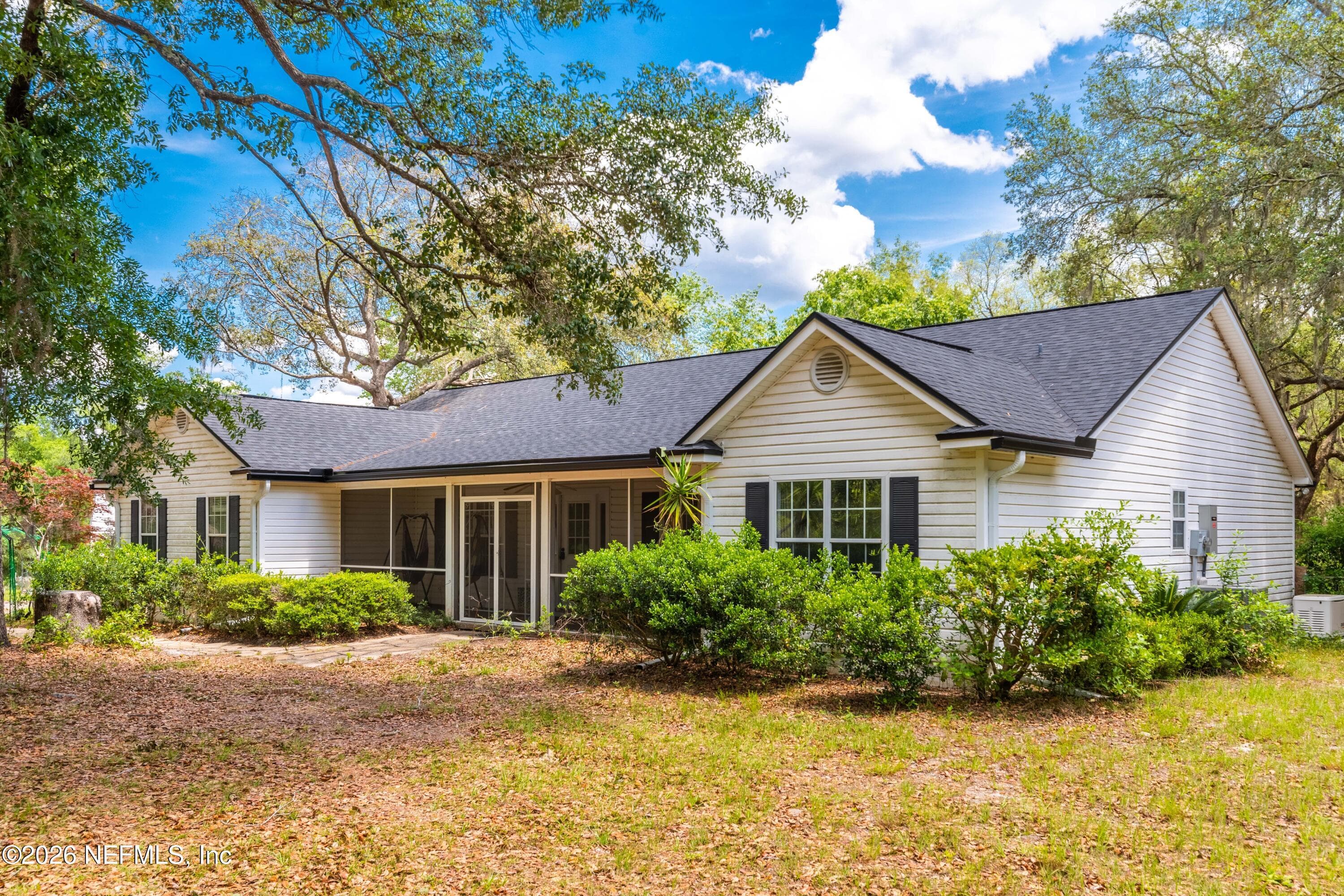 7031 OAKRIDGE Loop, Glen St. Mary — exterior