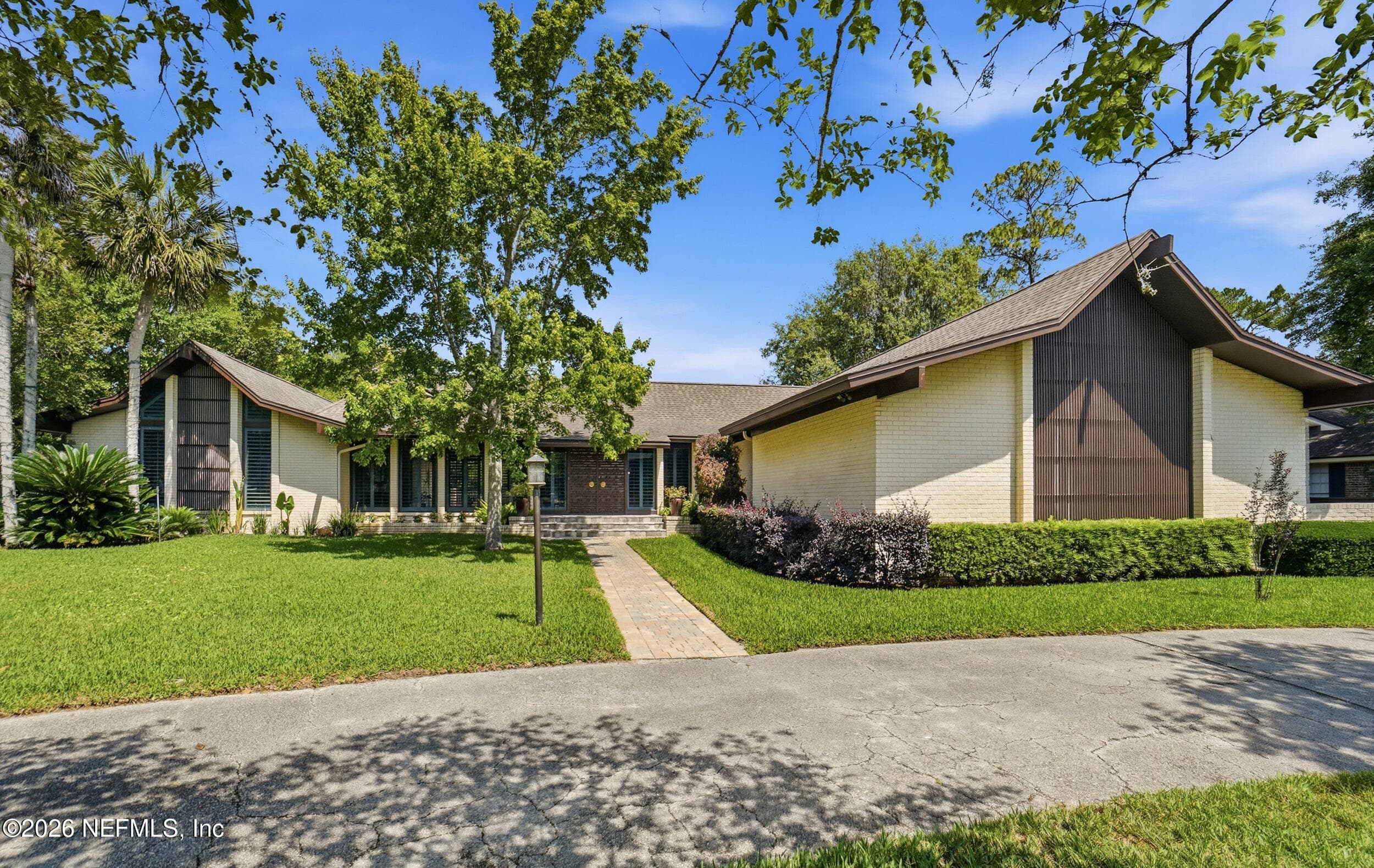 7946 QUAILWOOD Drive, Jacksonville — photo 2