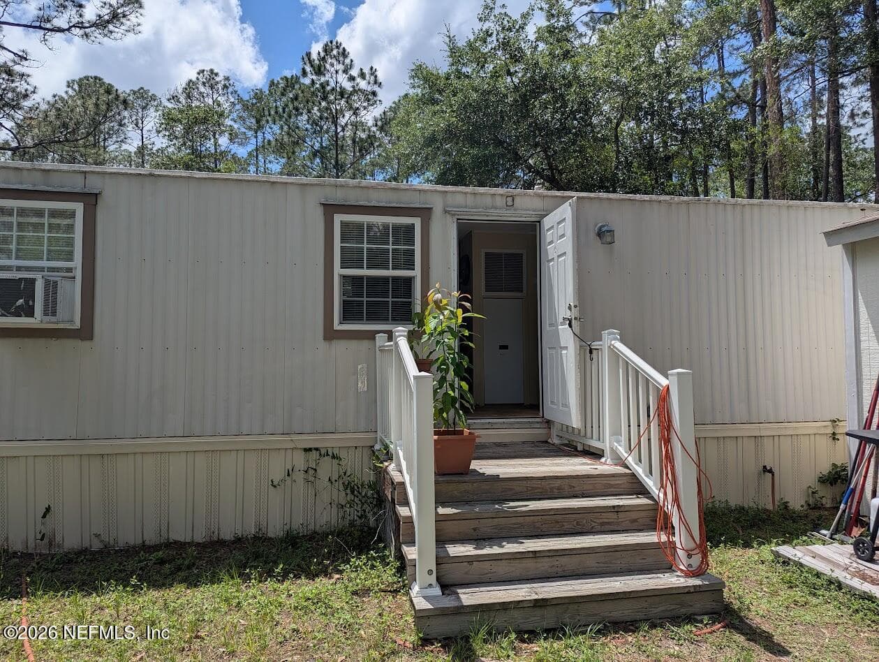 104 MOORE Avenue, Interlachen, FL 32148, Interlachen — photo 2