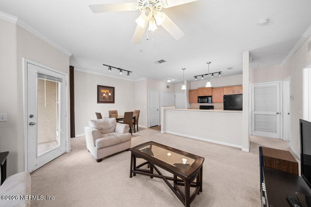 8290 GATE Parkway W 311, Jacksonville — photo 2