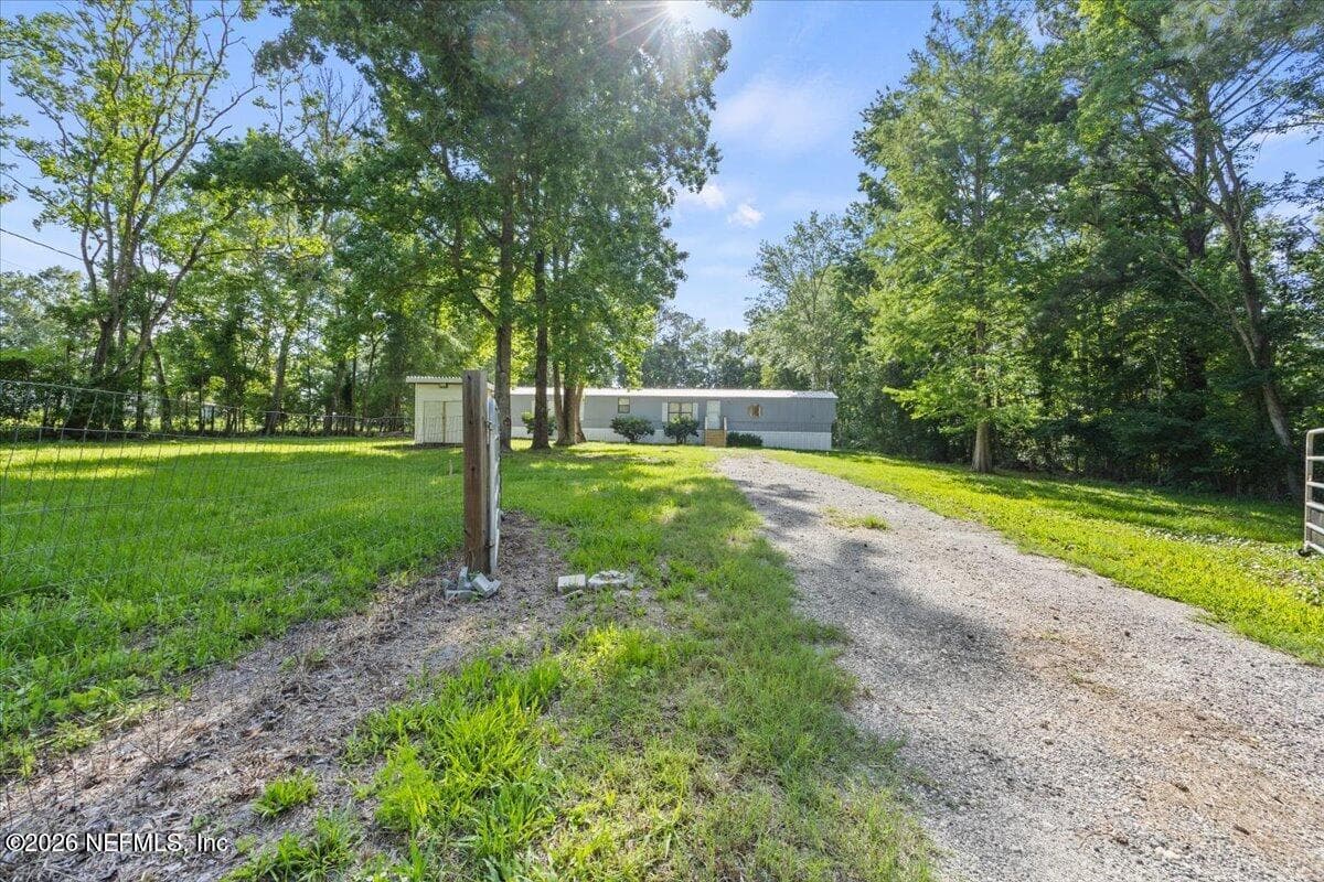 3197 VALLEY VIEW, Middleburg — exterior