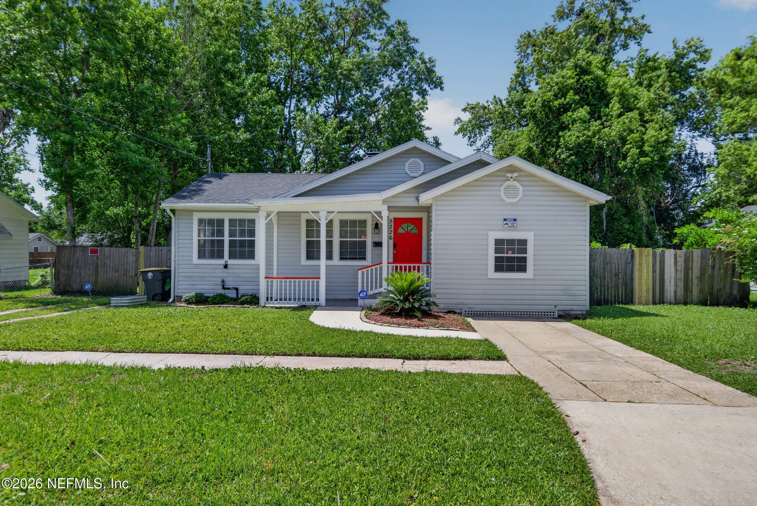 5226 PALMER Avenue, Jacksonville — exterior