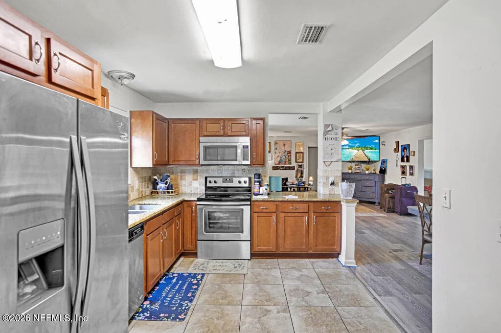 6145 VASARI Drive, Jacksonville, FL 32216, Jacksonville — photo 2