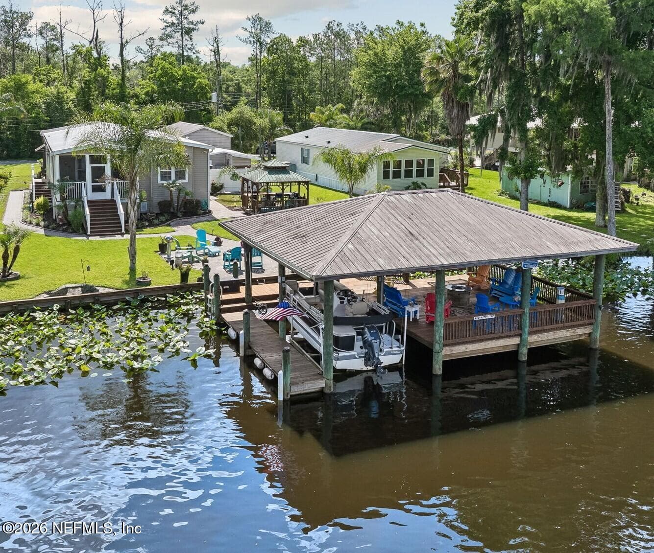 329 PARADISE Circle, Satsuma — exterior