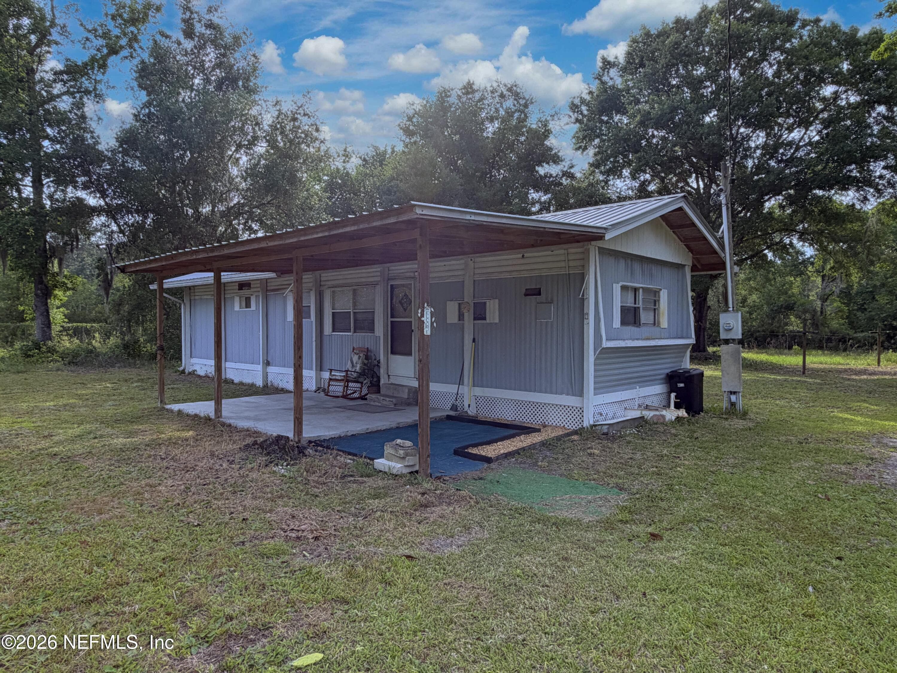 110 PLANTATION Circle, Palatka — exterior