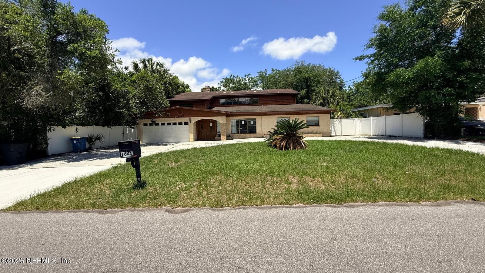 1645 FOREST HILLS Road, Jacksonville — exterior