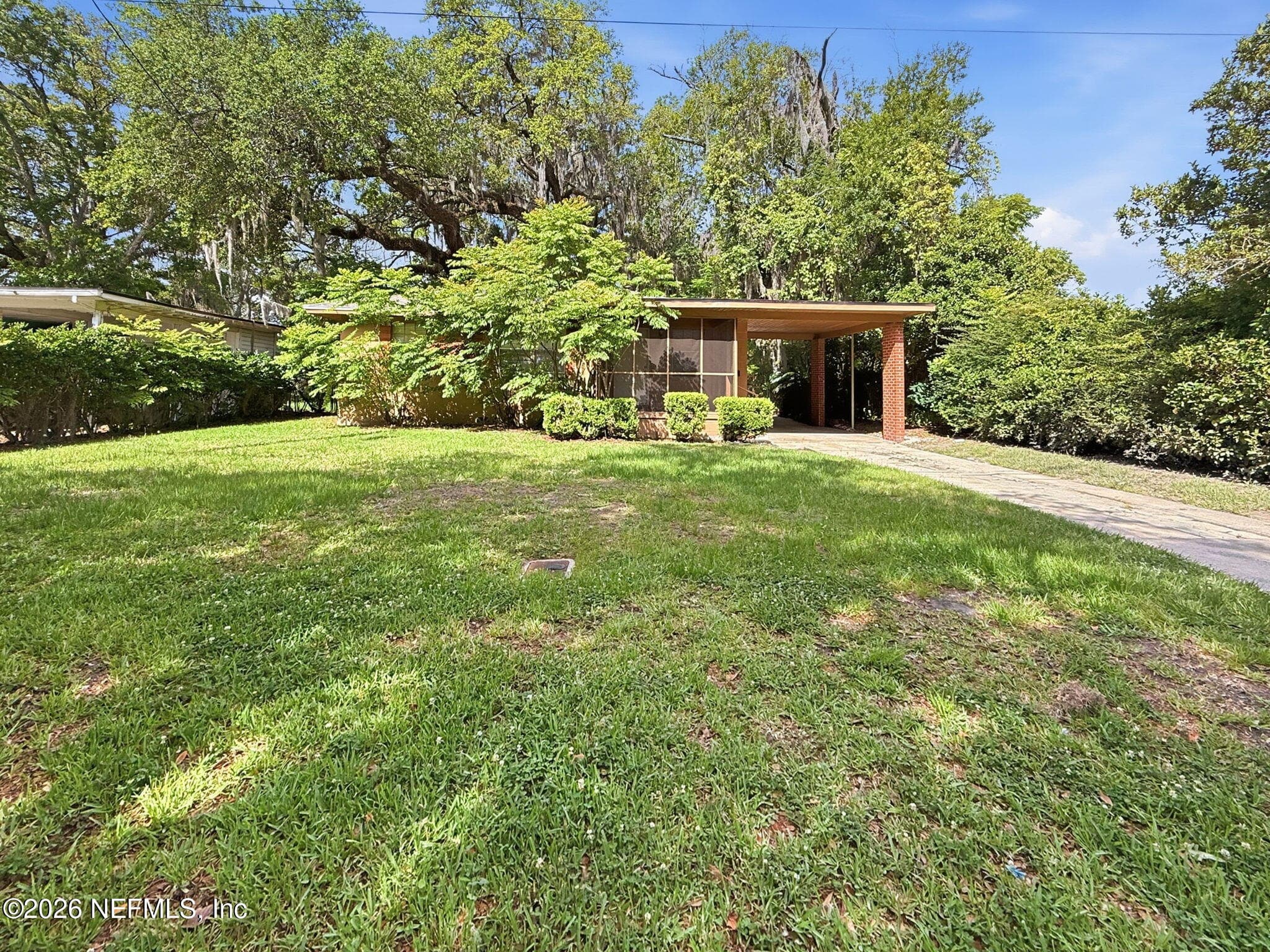 5516 AHMAD Drive N, Jacksonville — exterior