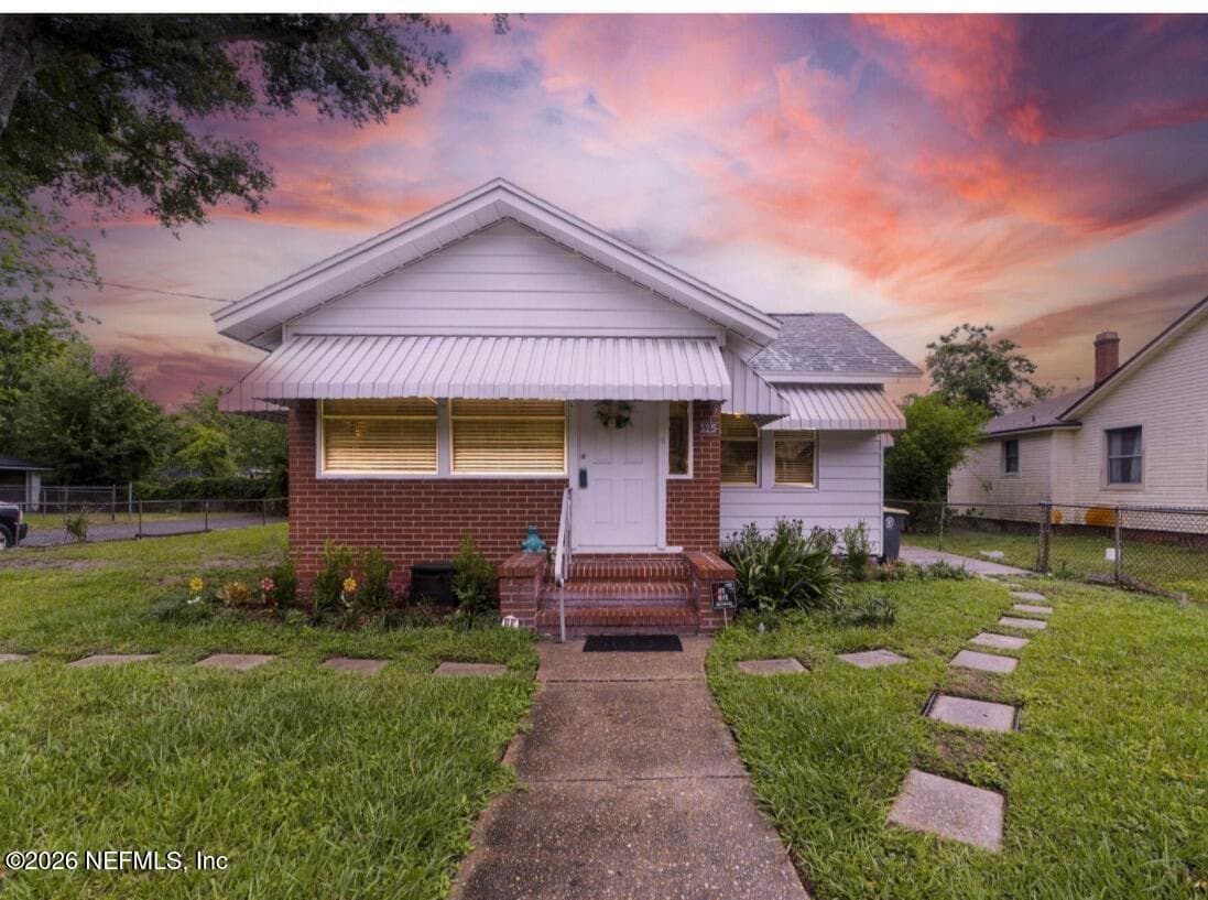 325 CHESTNUT Drive, Jacksonville, FL 32208, Jacksonville — exterior
