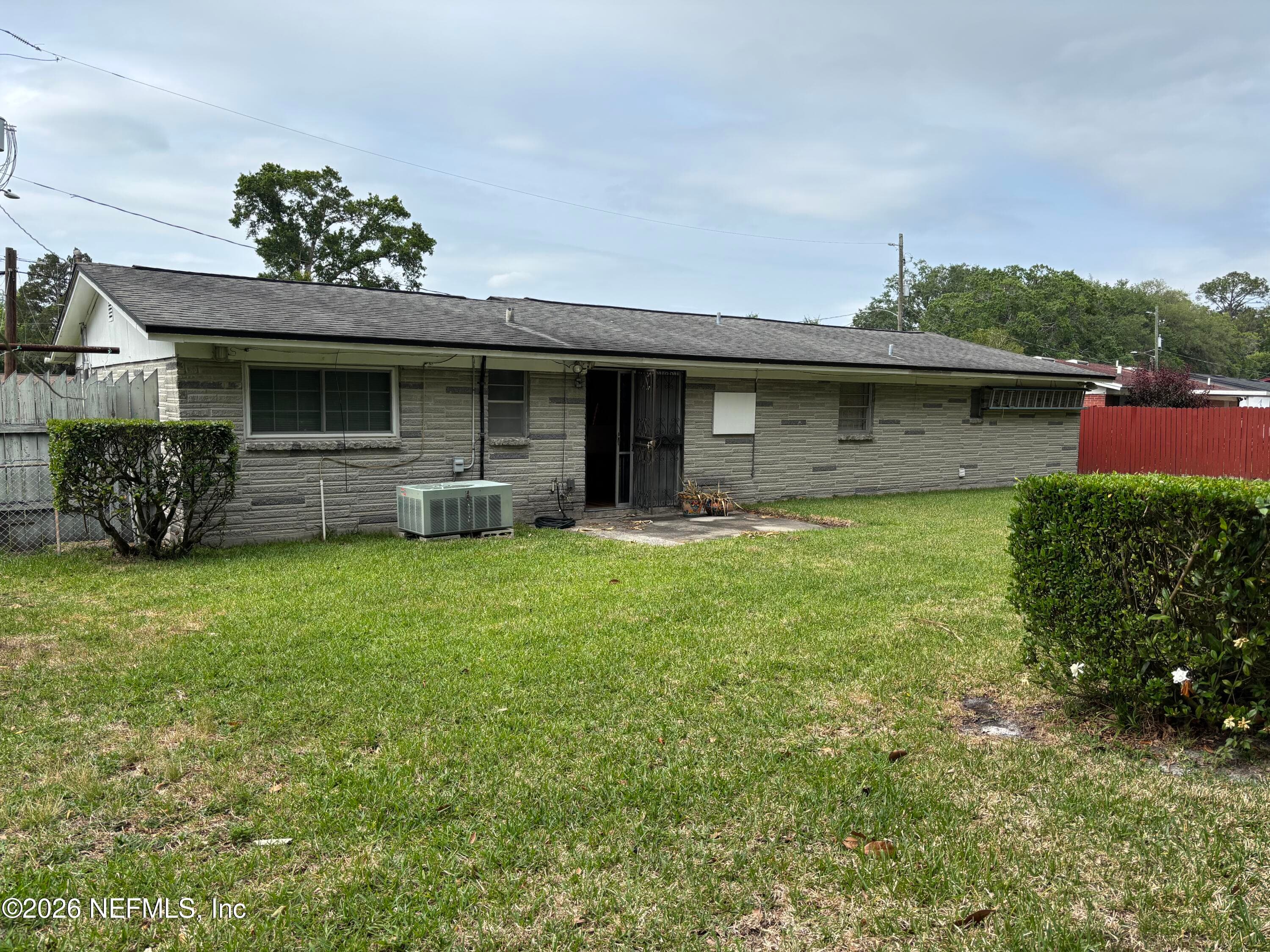 1644 LESSARD Circle, Jacksonville, FL 32208, Jacksonville — photo 2