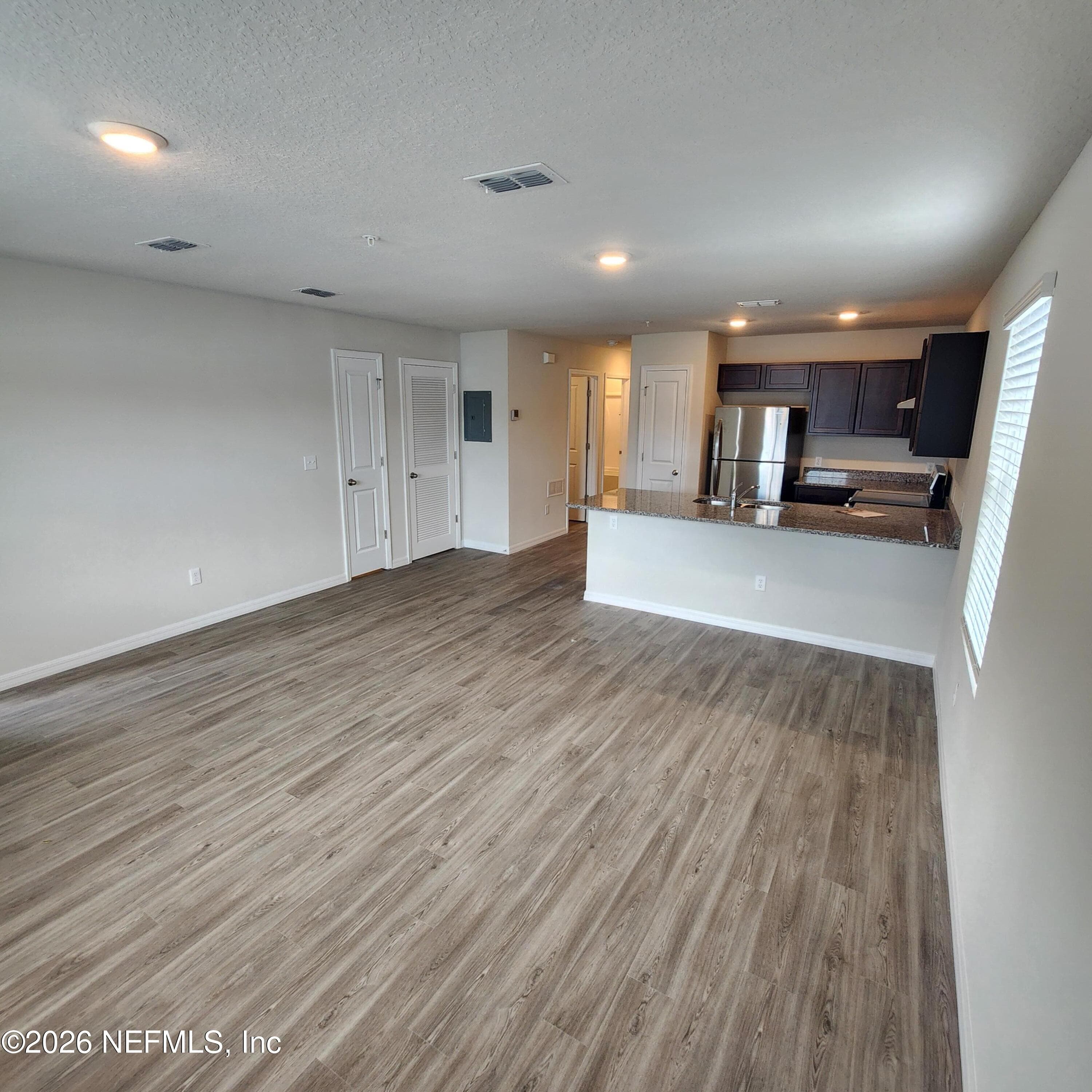 6528 SWEETBAY Lane, Jacksonville — photo 2