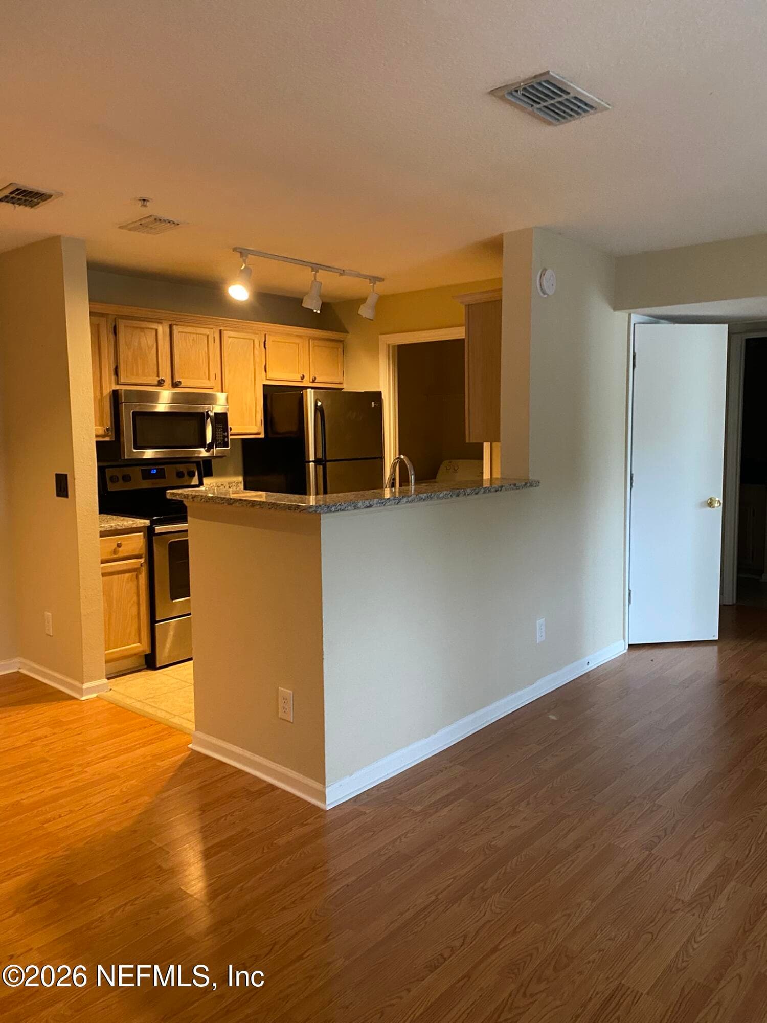 7701 TIMBERLIN PARK Boulevard 1323, Jacksonville, FL 32256, Jacksonville — photo 2