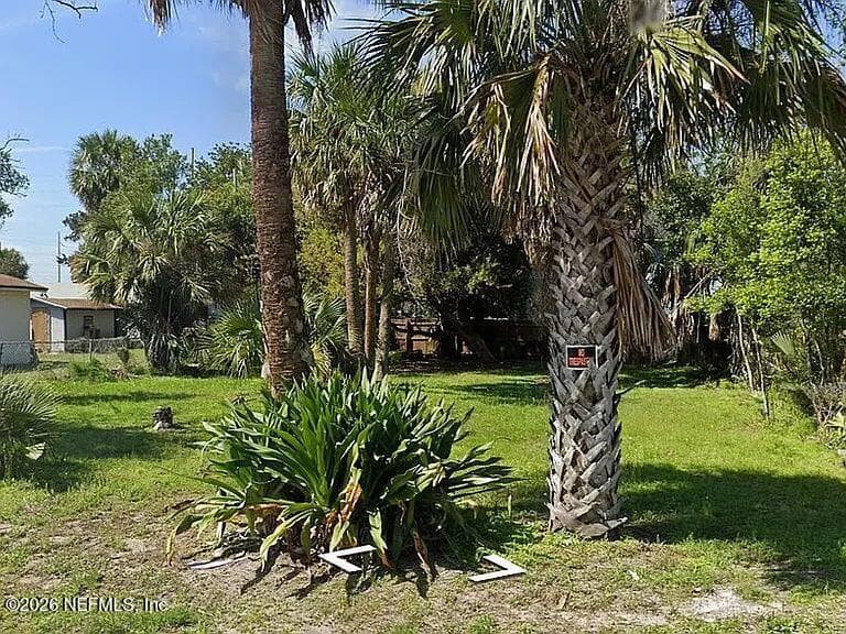 208 9TH Street S, Jacksonville Beach — exterior