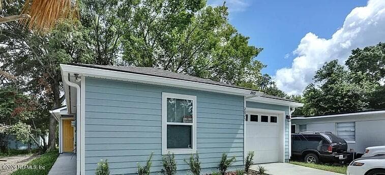 2025 COMMONWEALTH Avenue, Jacksonville — exterior
