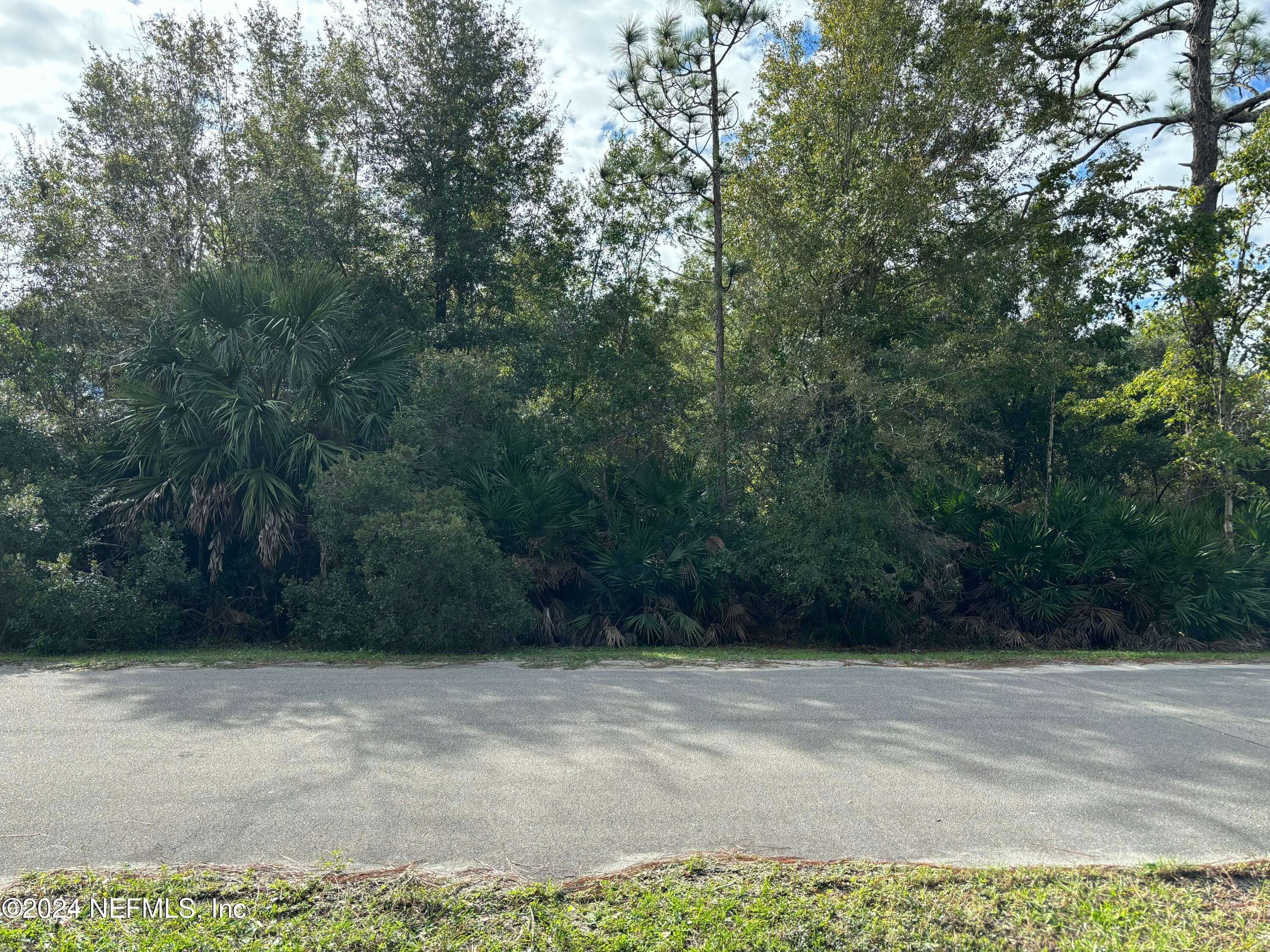 7768 SPANER Road, Jacksonville — exterior