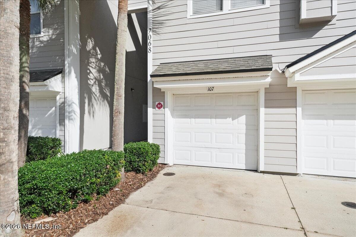 7068 DEER LODGE Circle 107, Jacksonville, FL 32256, Jacksonville — photo 3