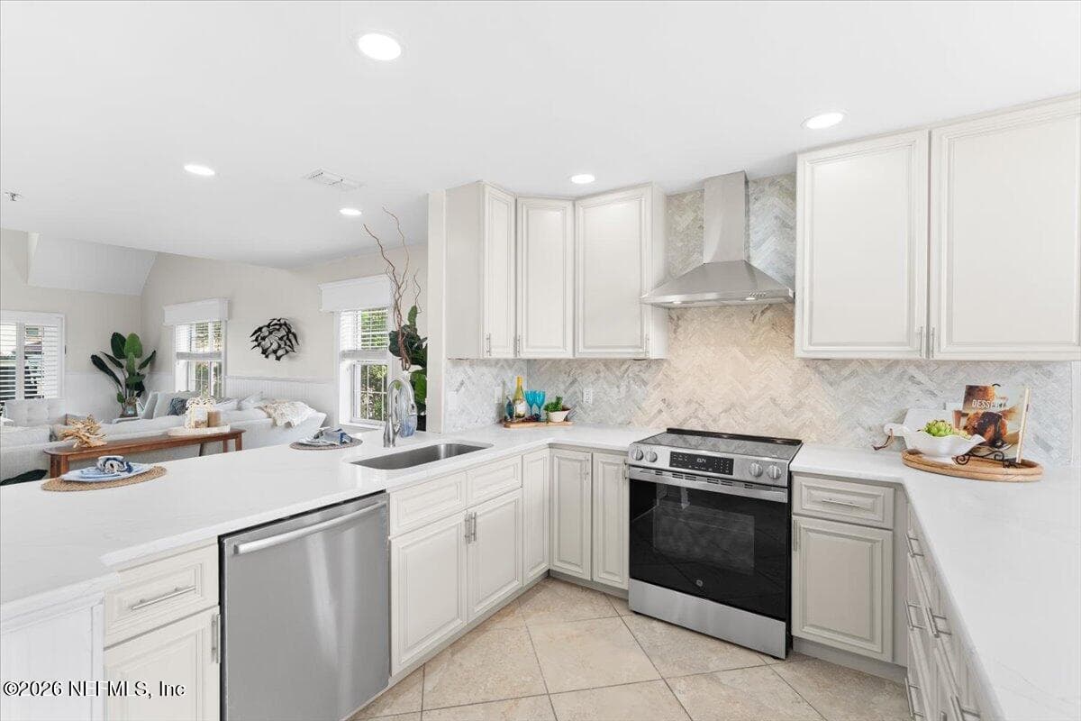 320 VILLAGE Drive D, St. Augustine, FL 32084, St. Augustine — photo 3