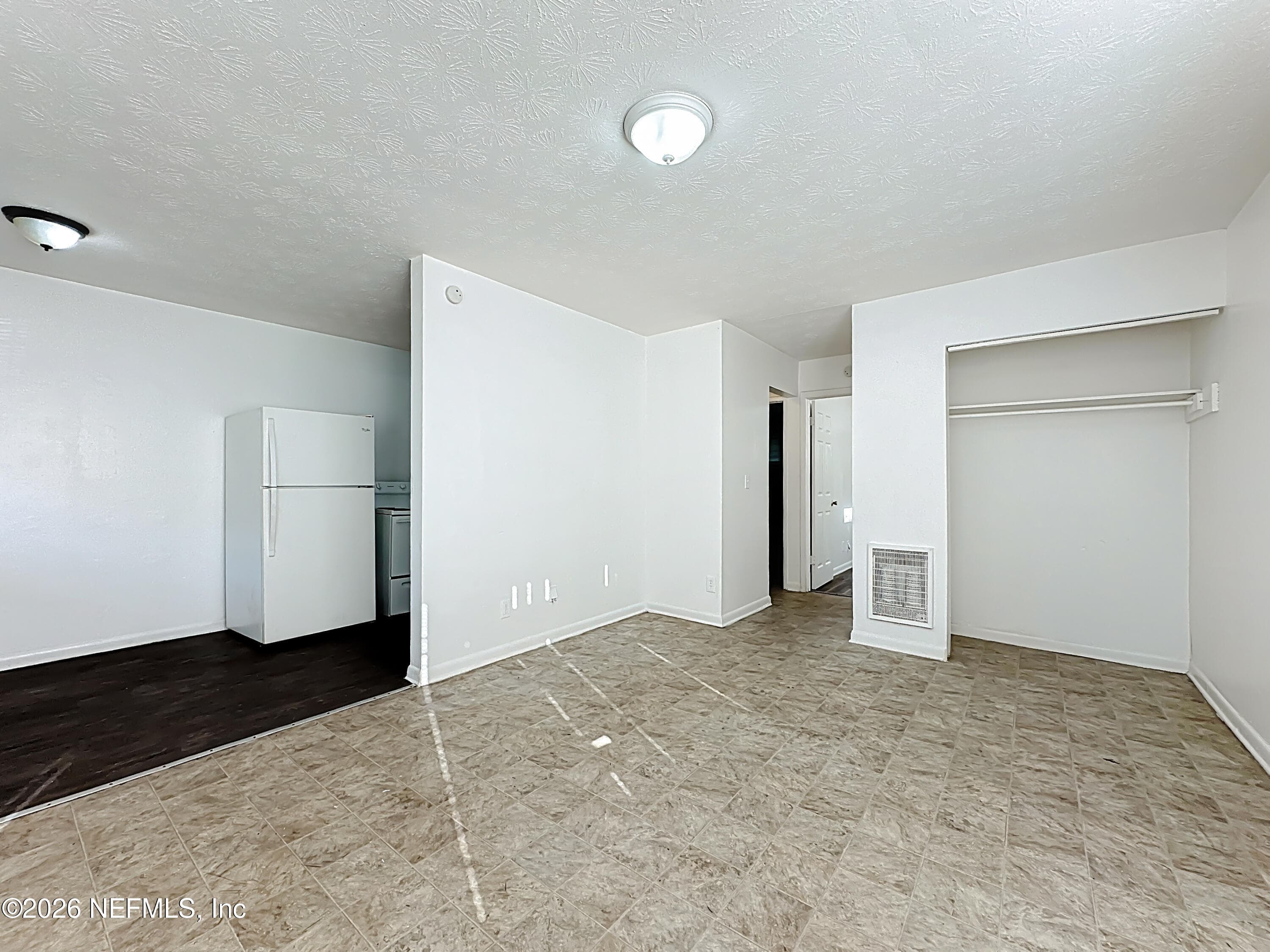 4509 KEN KNIGHT Drive N, Jacksonville, FL 32209, Jacksonville — photo 2