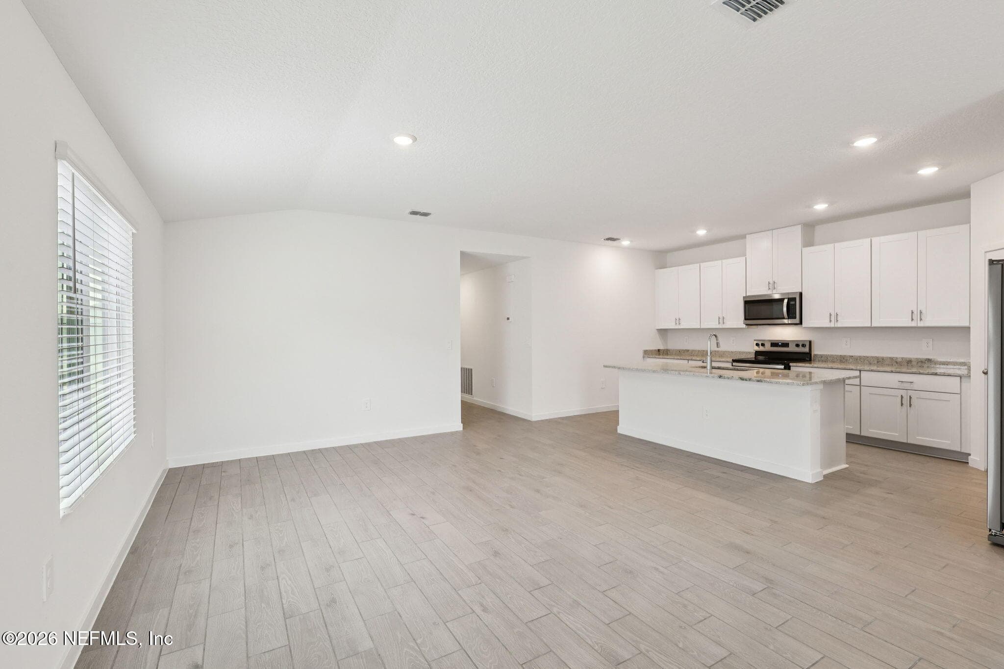 7762 CAHILL Lane, Jacksonville — photo 3