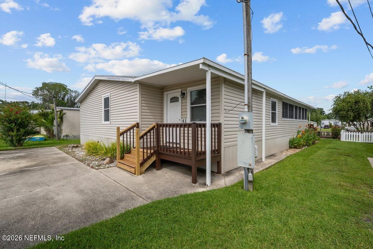 41 SCOTT Street, Welaka, FL 32193, Welaka — photo 2