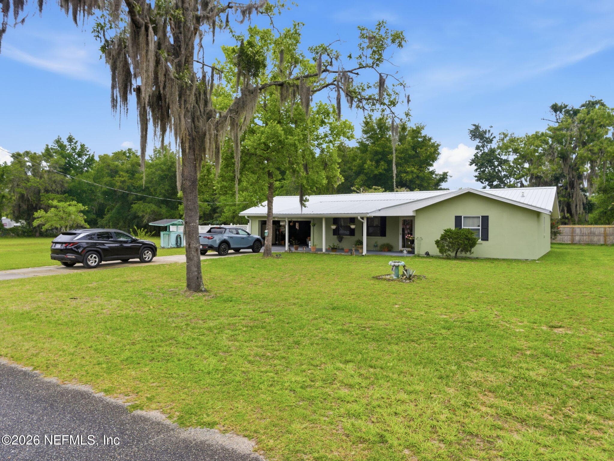 334 7TH Way, Interlachen — photo 2