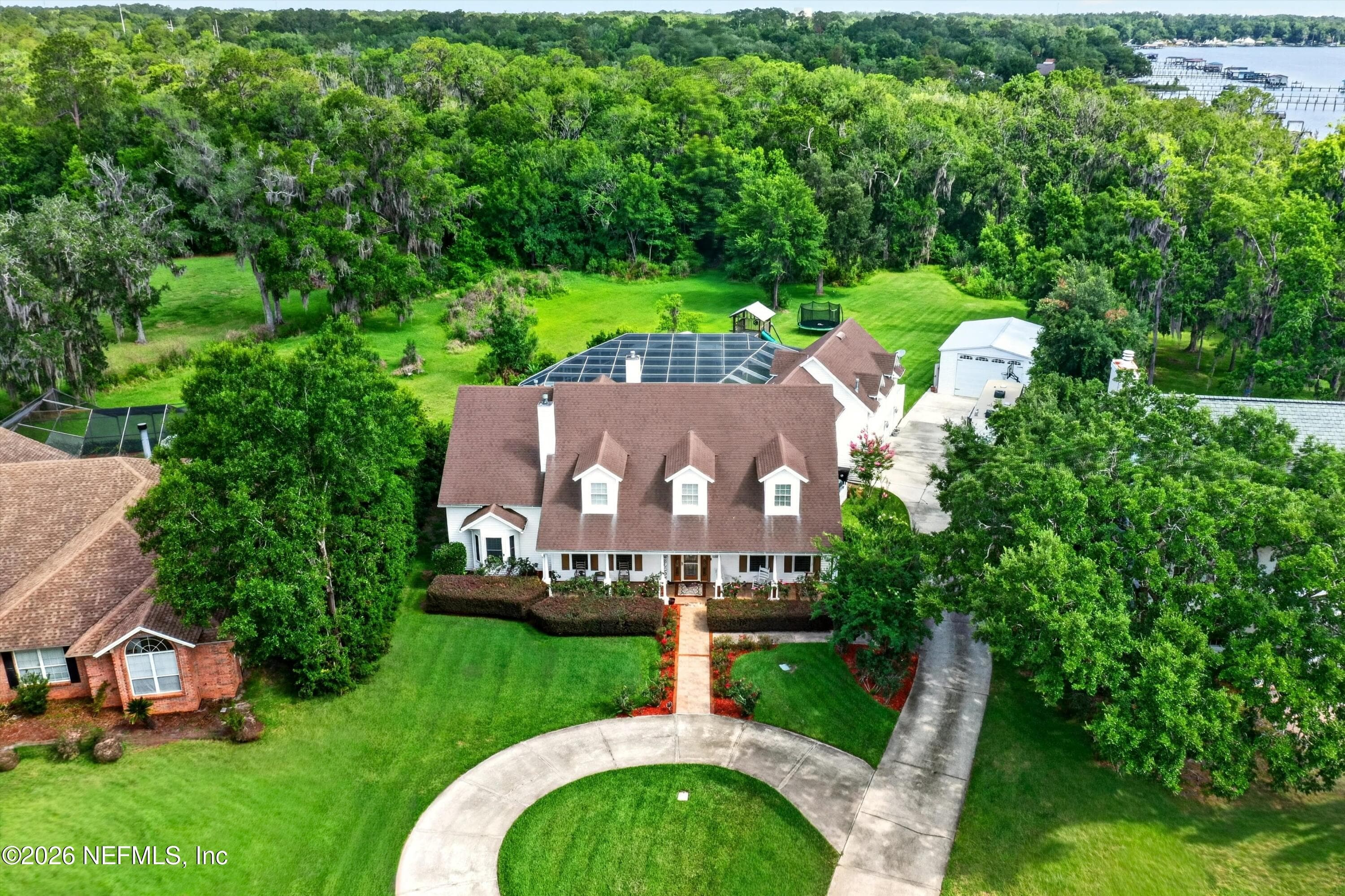 1806 LAKEDGE Drive, Middleburg — exterior