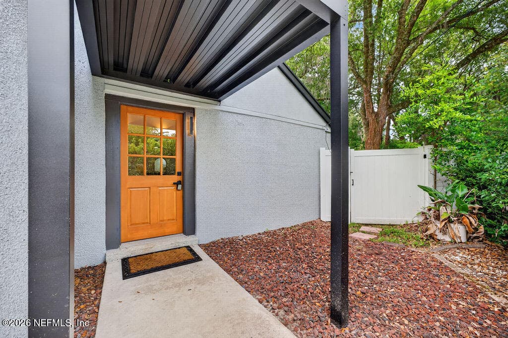 6861 TAMRA Lane, Jacksonville, FL 32216, Jacksonville — photo 2